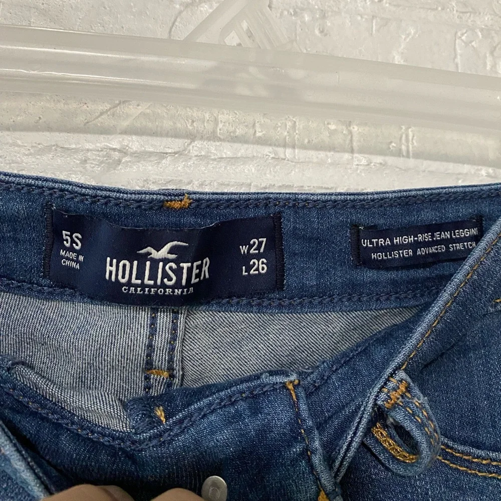 Hollister Ultra High Rise Skinny Jean